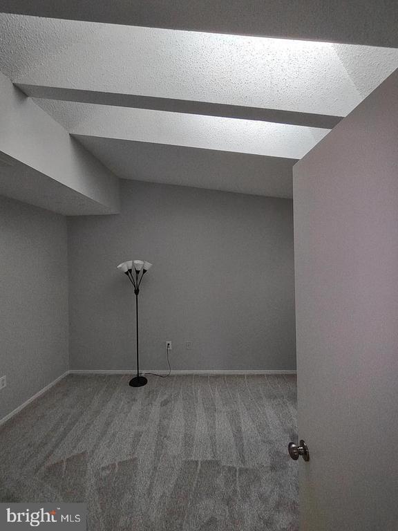 Building Photo - 11037 Villaridge Ct