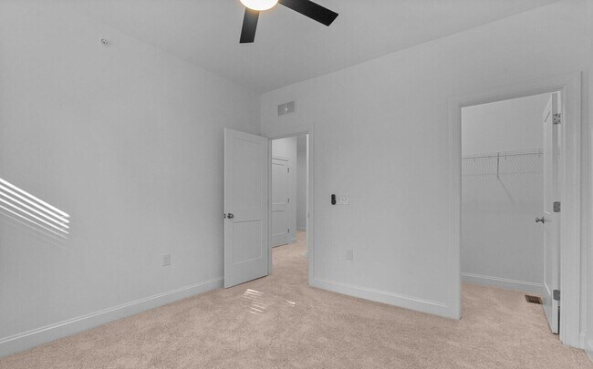 Building Photo - 113 N Franklin St