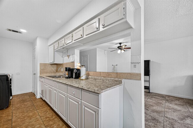 Building Photo - 15507 Aldine Westfield Rd