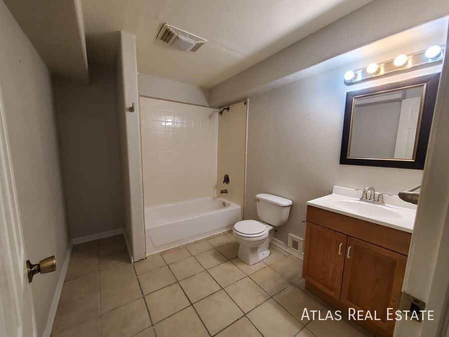 Building Photo - 4188 Ascendant Dr
