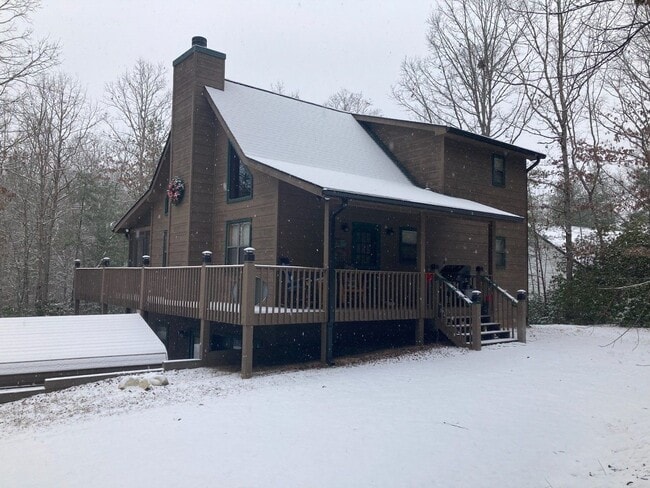 Building Photo - 274 Henson Rd