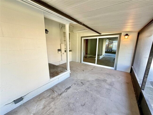 Building Photo - 1017 W Blann Dr