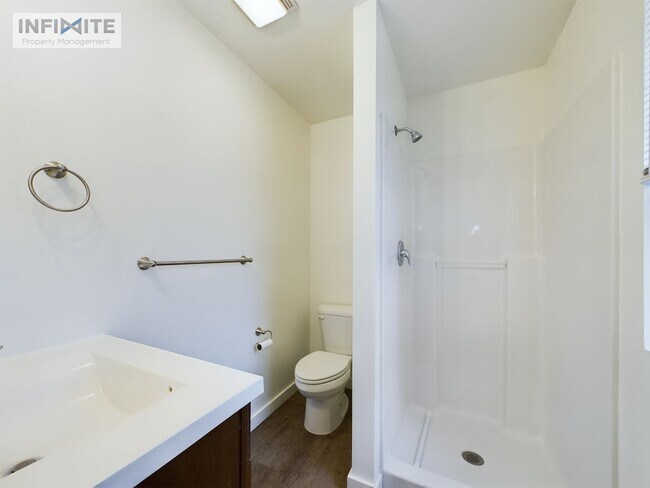 Building Photo - 25 Crater Ridge Ln