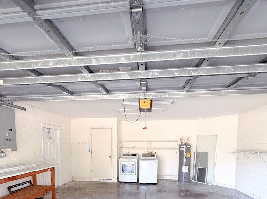 Building Photo - 839 W Sunbird Path
