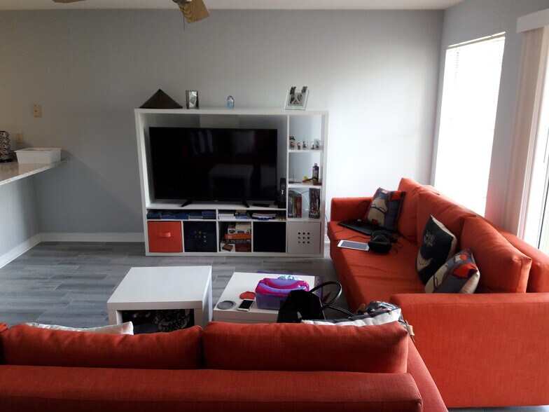 Building Photo - 4716 Walden Cir