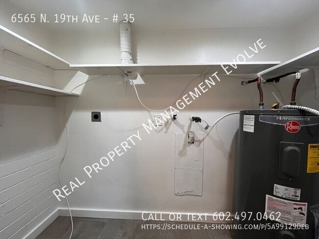 Building Photo - 6565 N 19th Ave