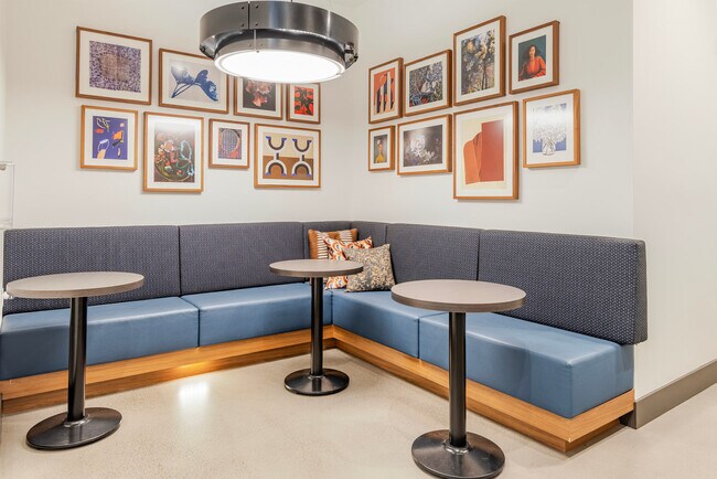 Building Photo - 238 13th St