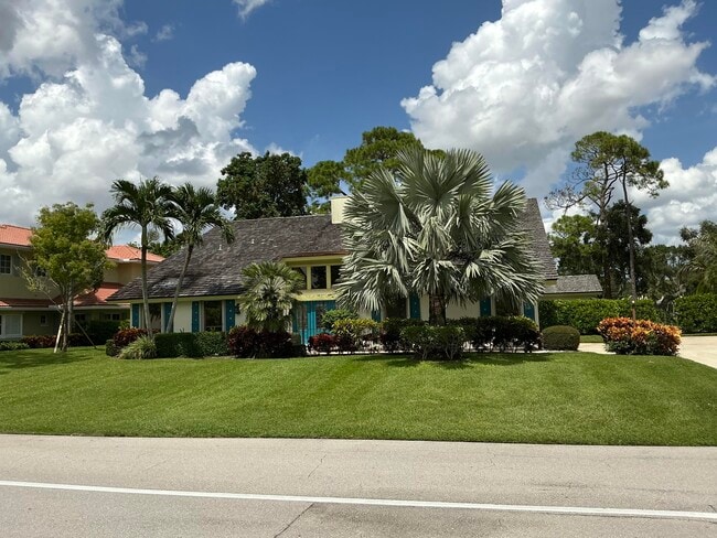 Primary Photo - 4559 S Lake Dr