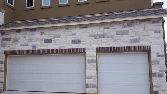 Building Photo - 108 Farola Cove