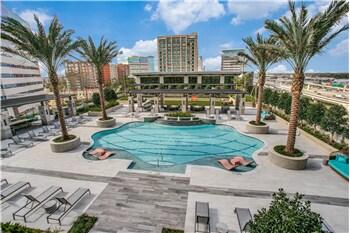 Primary Photo - 9758 Katy Fwy