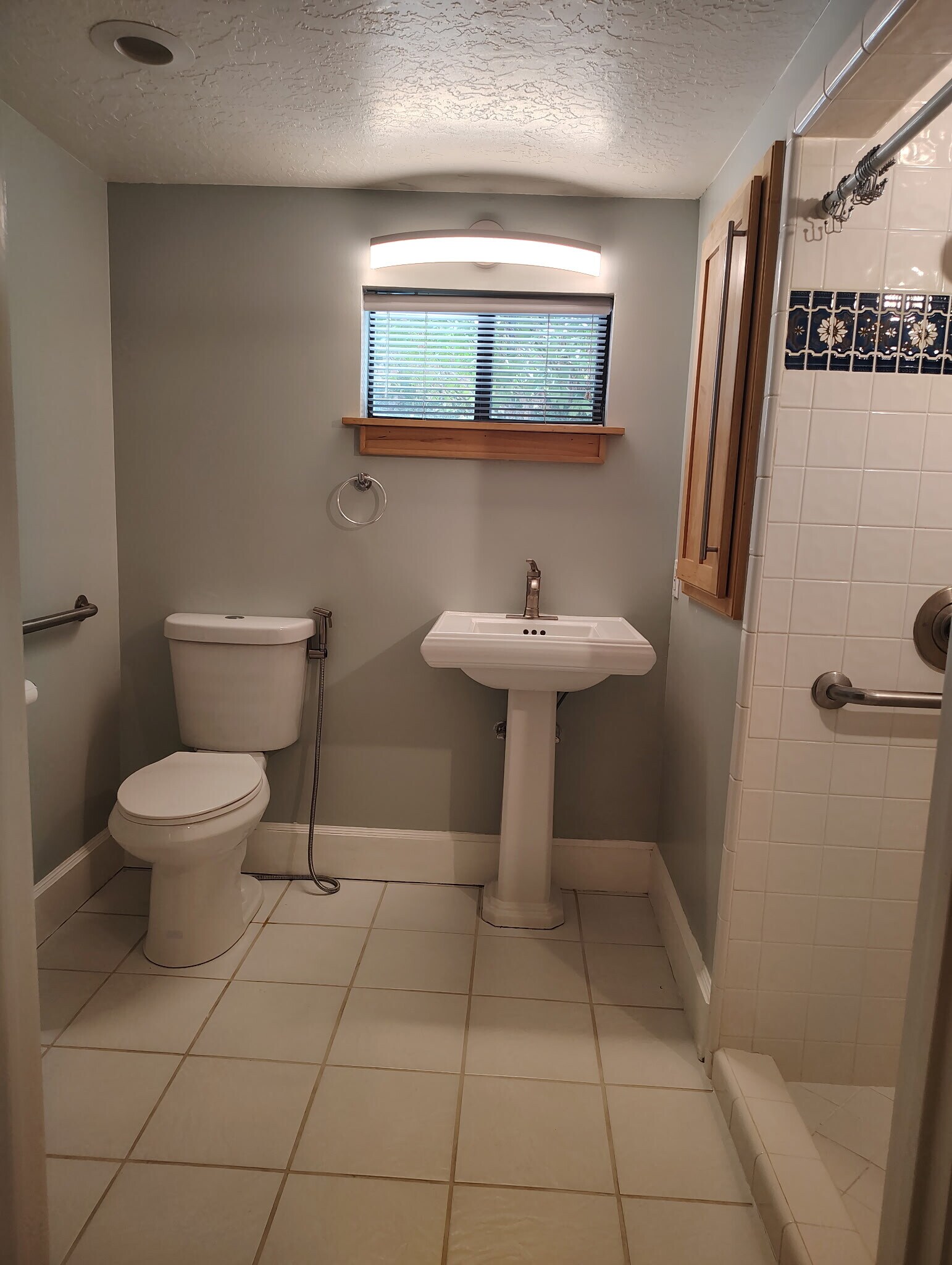 Bathroom. - 1448 E 900 S