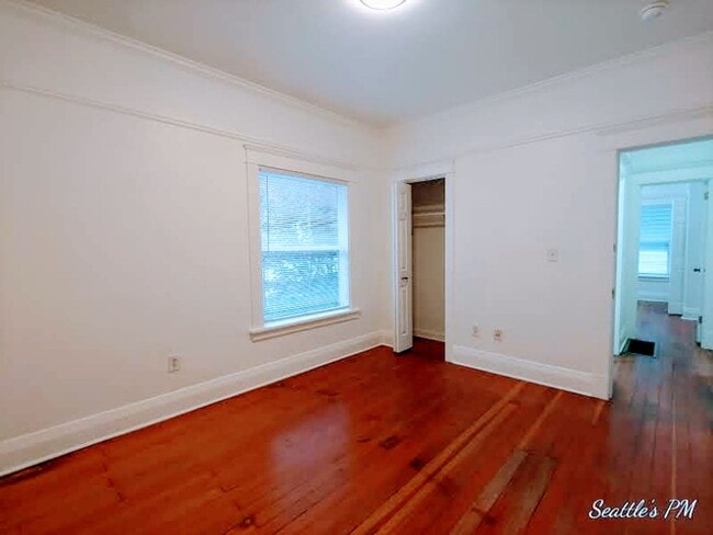 Building Photo - Updated Charming 4 Bedroom-2 Bathroom Home...