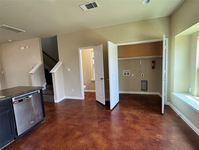 Building Photo - 4505 Esper Ln