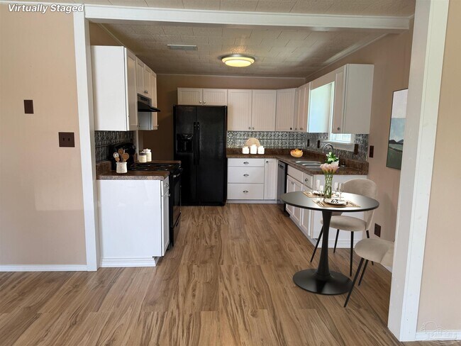 Building Photo - 1310 El Dorado Dr