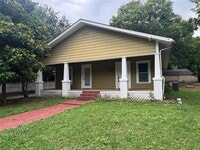 Building Photo - 311 W Spring St