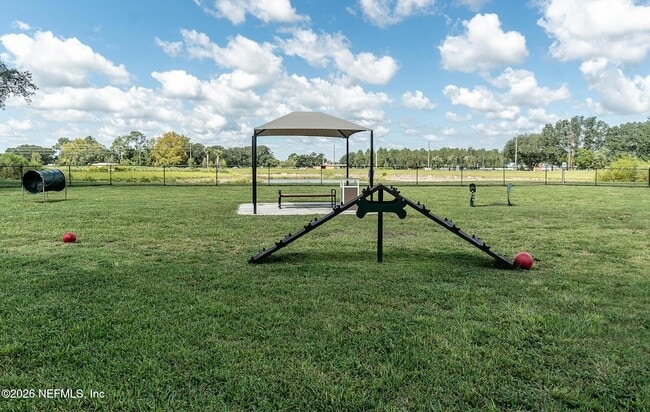 Building Photo - 2730 White Cedar Ln