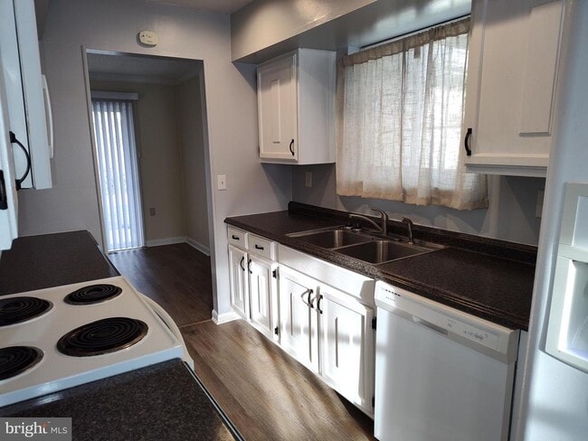 Building Photo - 29496 Corbin Pkwy