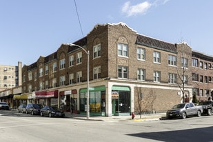 Building Photo - 1800 N Farwell Apartments