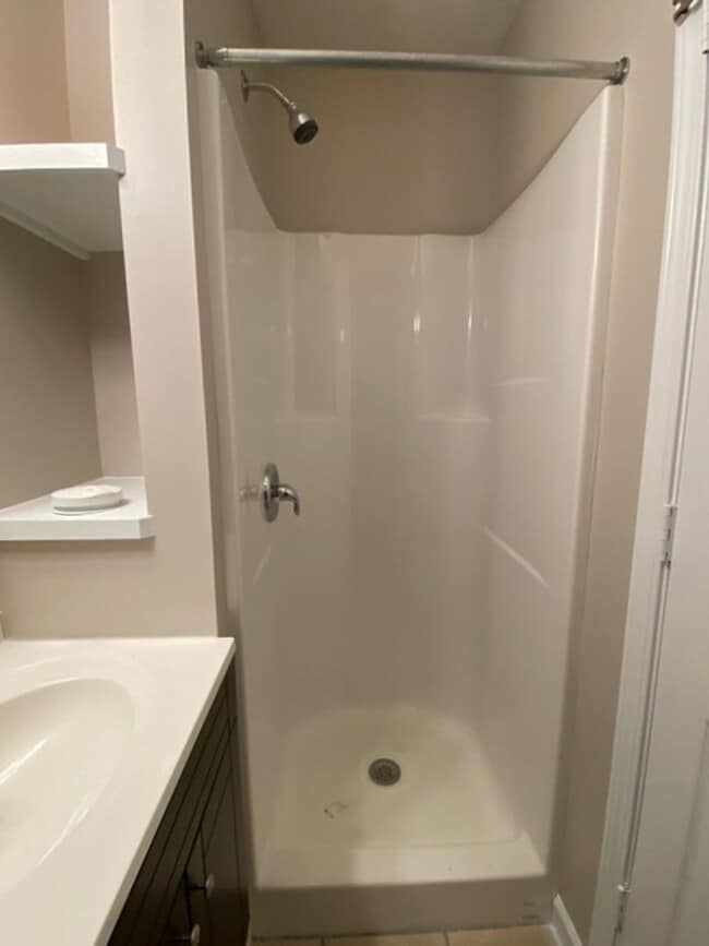 Building Photo - West Asheville Location