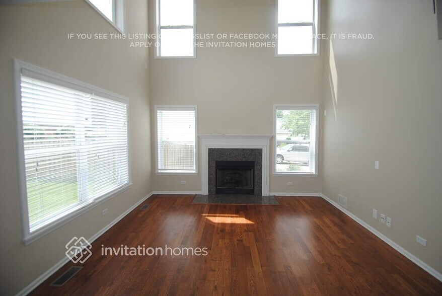 Building Photo - 621 Lake Plumleigh Way