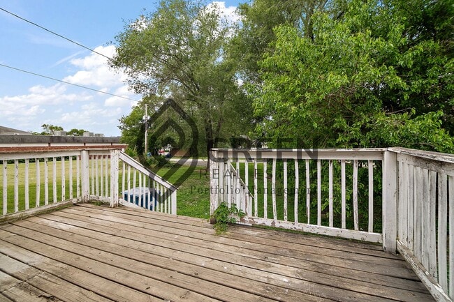 Building Photo - 3 bed/2 bath home for rent in Kankakee IL