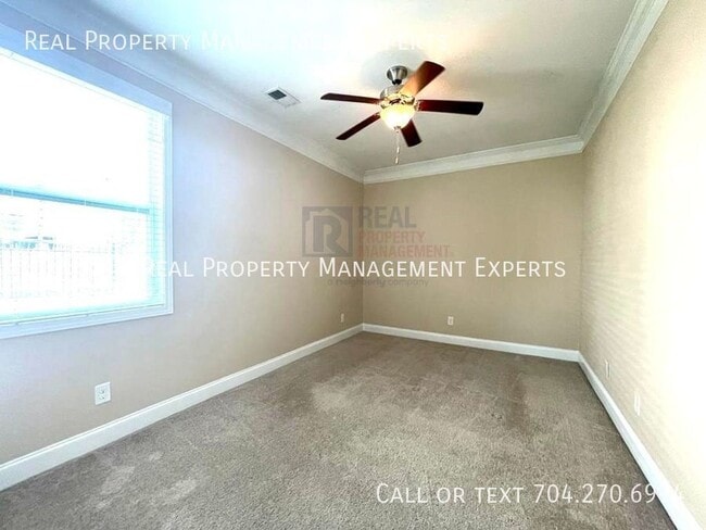 Building Photo - 3233 Elyse Manor Ct
