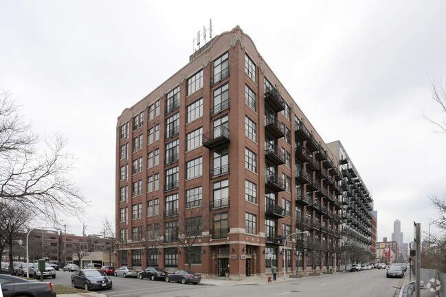 Primary Photo - Vanguard Lofts