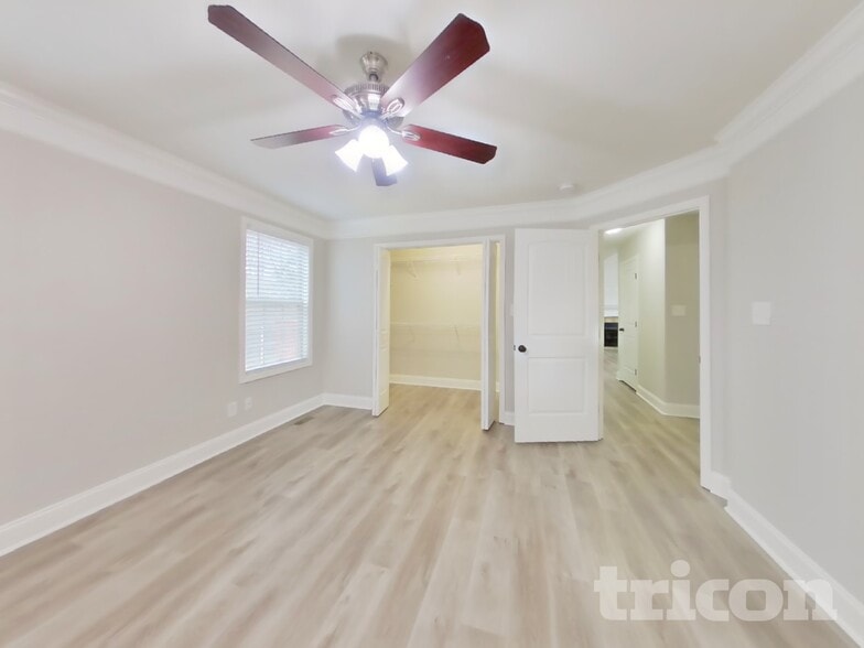 Building Photo - 646 Fox Hound Dr