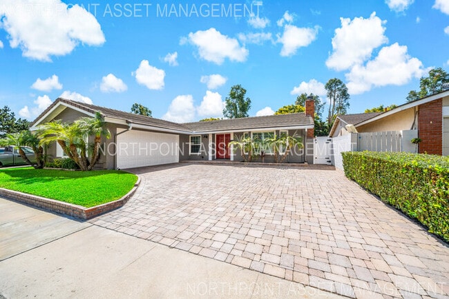 Building Photo - Brand New Remodel – Stunning Pool Home wit...