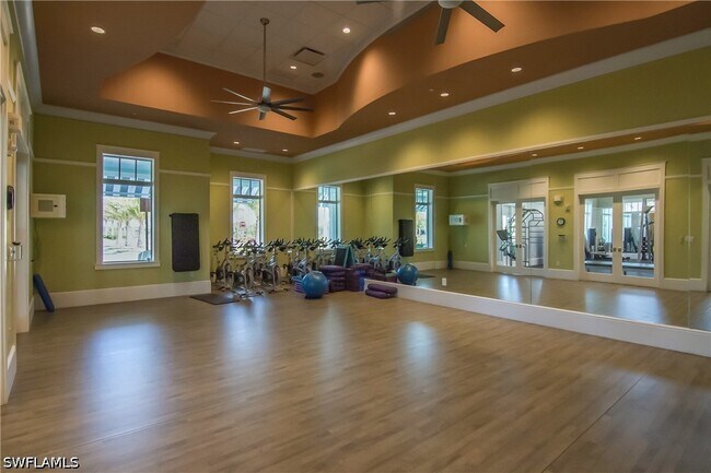 Building Photo - 7286 Saona CT