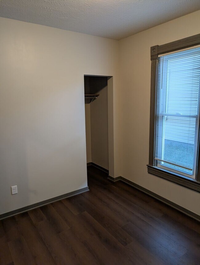 Building Photo - 4119 N 60th St