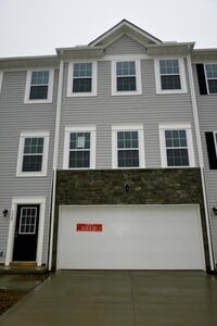 Building Photo - 158 Dusky Willow Dr