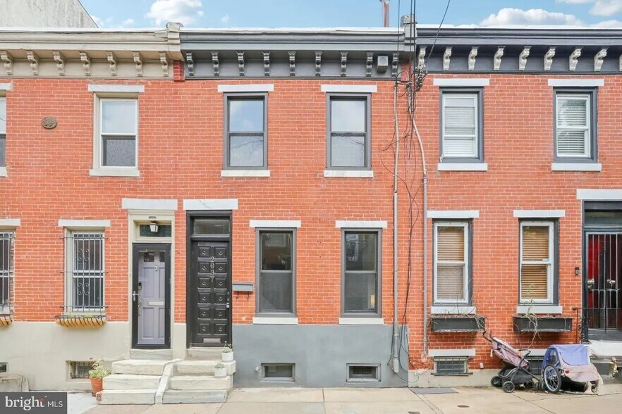 Building Photo - 2037 North St