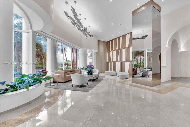 Building Photo - 19355 Turnberry Way