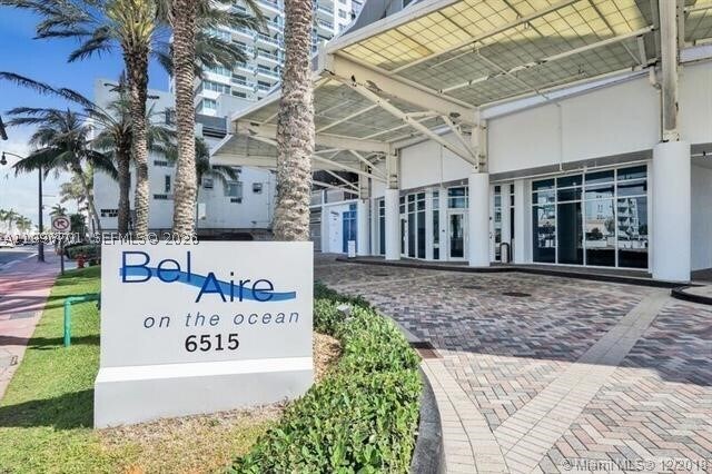 Building Photo - 6515 Collins Ave