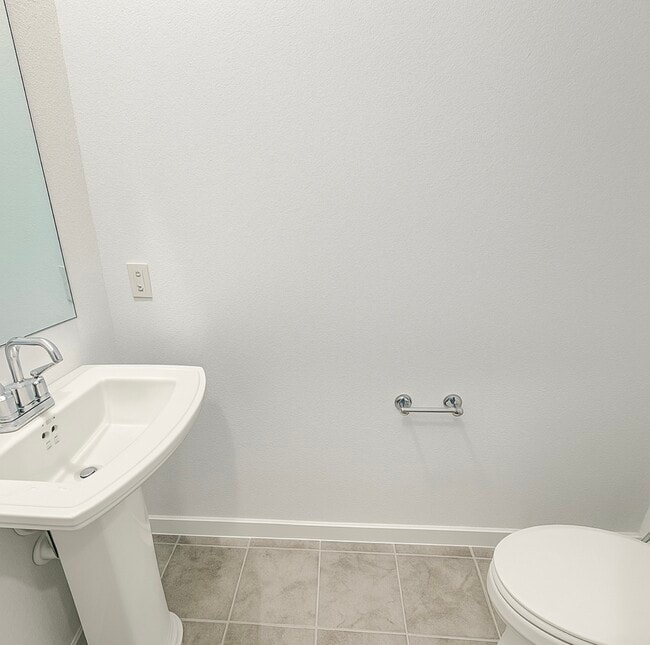 Building Photo - 9638 Lily Vis Ln