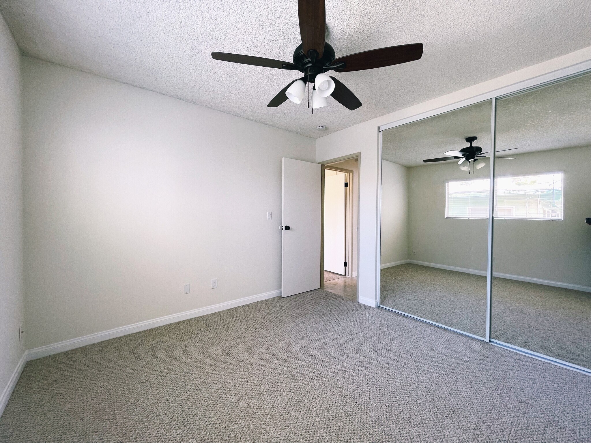 Building Photo - 3966 Cleveland Ave