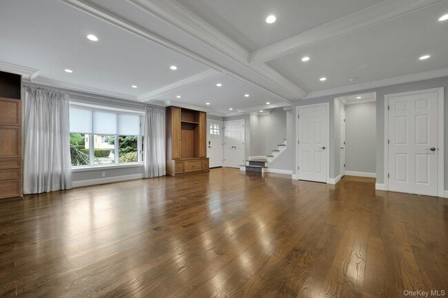 Building Photo - 47 Highland Ave