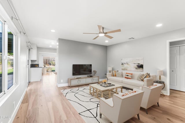 Building Photo - 634 Hillcrest Dr