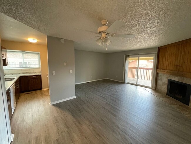 Building Photo - 4015 Stonedike Dr