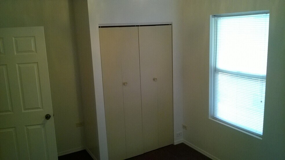 Building Photo - 488 Columbia Ave