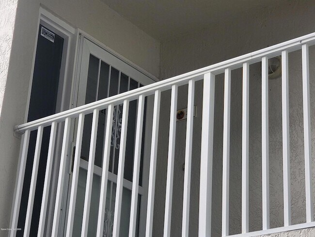 Building Photo - 3740 Ocean Beach Blvd