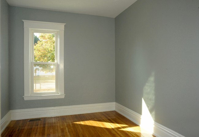 Building Photo - 234 Marion Ave NW