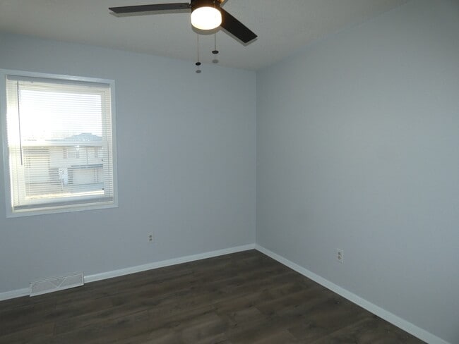 Building Photo - 5220 NE 57th St