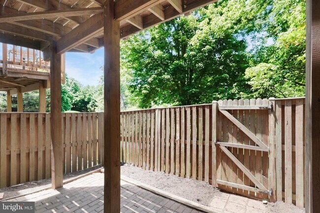 Building Photo - 11421 Abner Ave