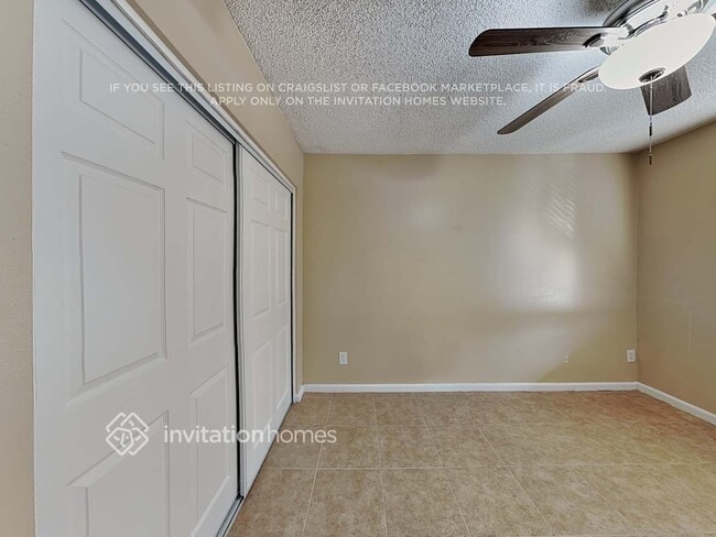 Building Photo - 9635 N 35th Ln