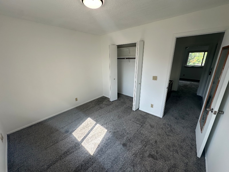 Building Photo - 9004 David Cir