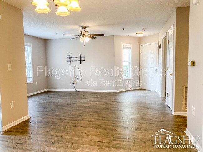 Building Photo - 531-B Spring Forest Rd
