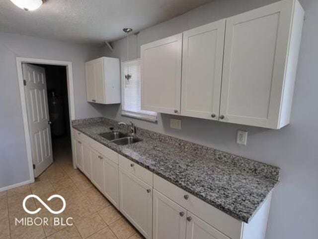 Building Photo - 4825 Hyperion Ct