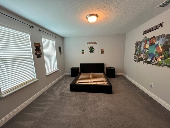 Building Photo - 5240 Landmark Dr